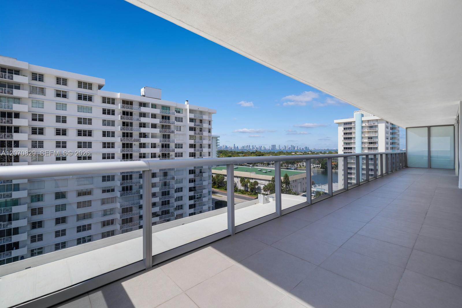 5875 Collins Ave # 1102