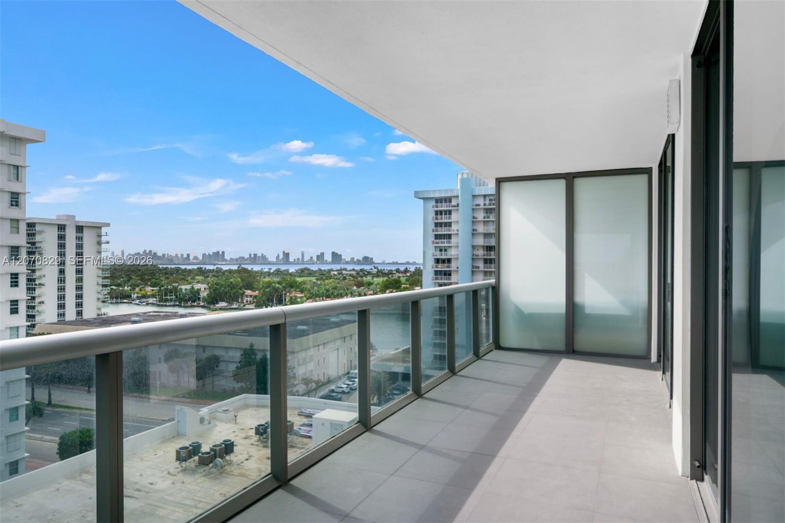 5875 Collins Ave # 1102