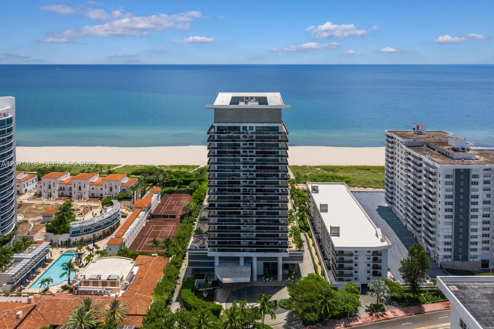 5875 Collins Ave # 1102