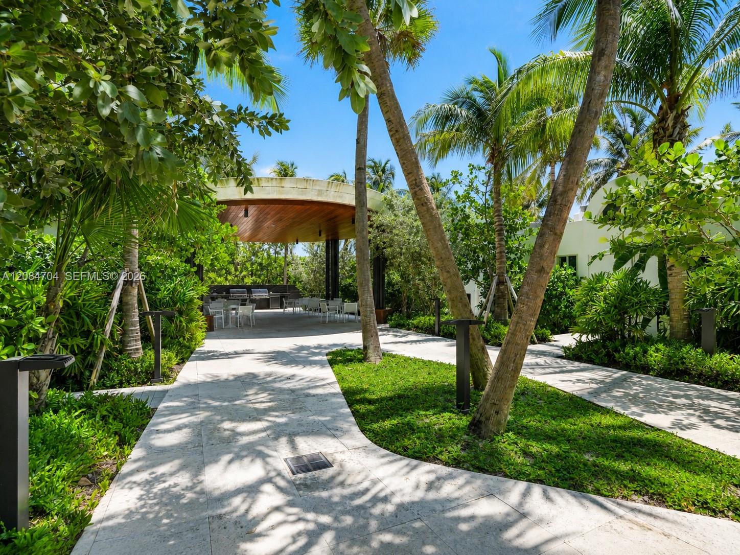 6365 Collins Ave # 2403