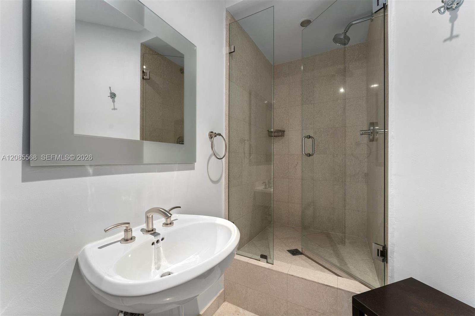 16047 Collins Ave # 2502