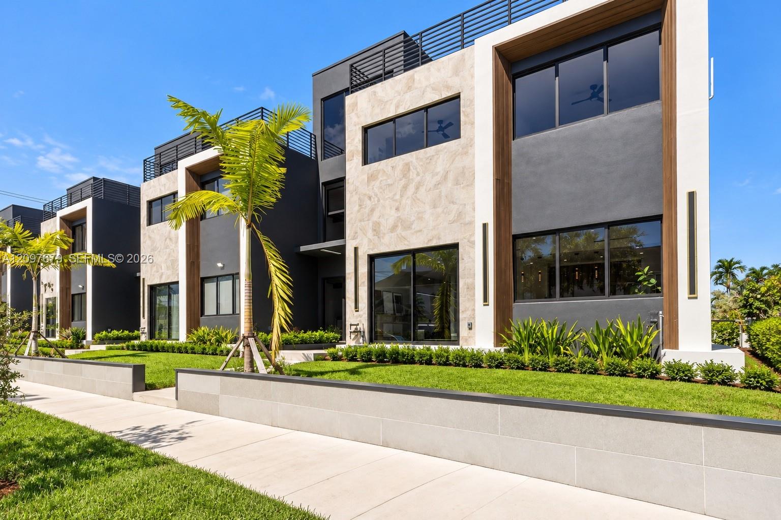 843 SW 14th Court