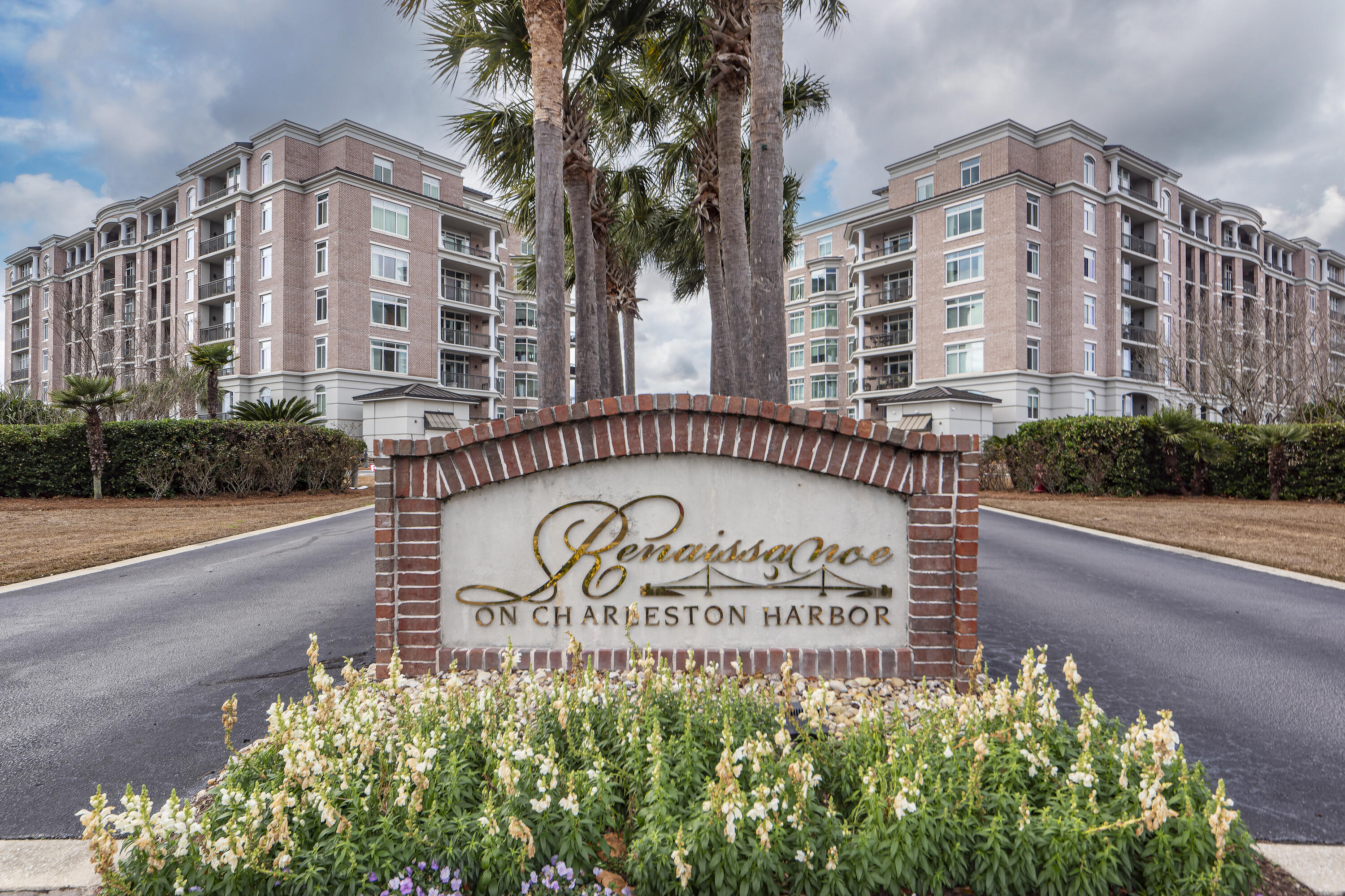224 S Plaza Court # 110