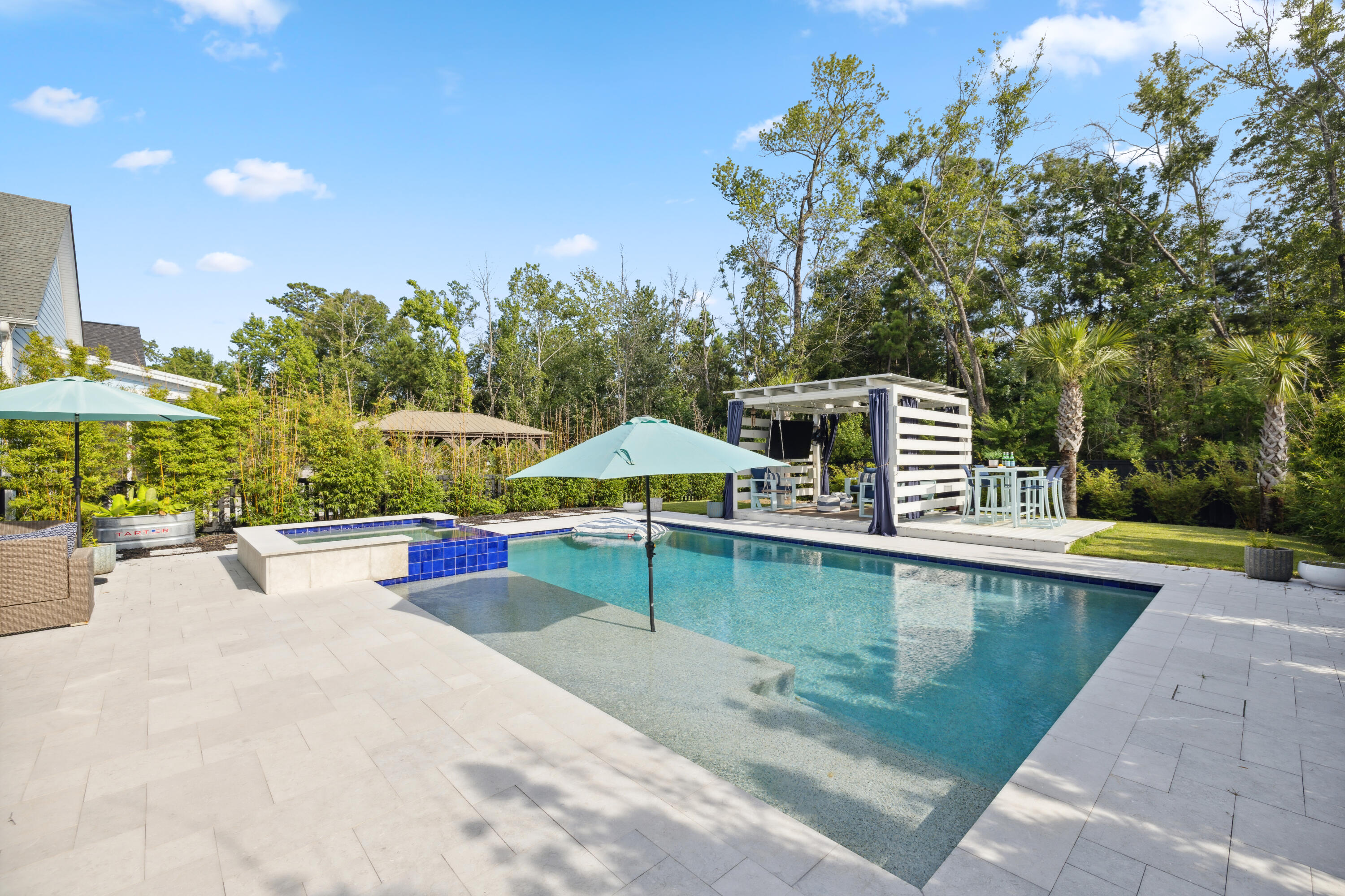 2942 Clearwater Drive
