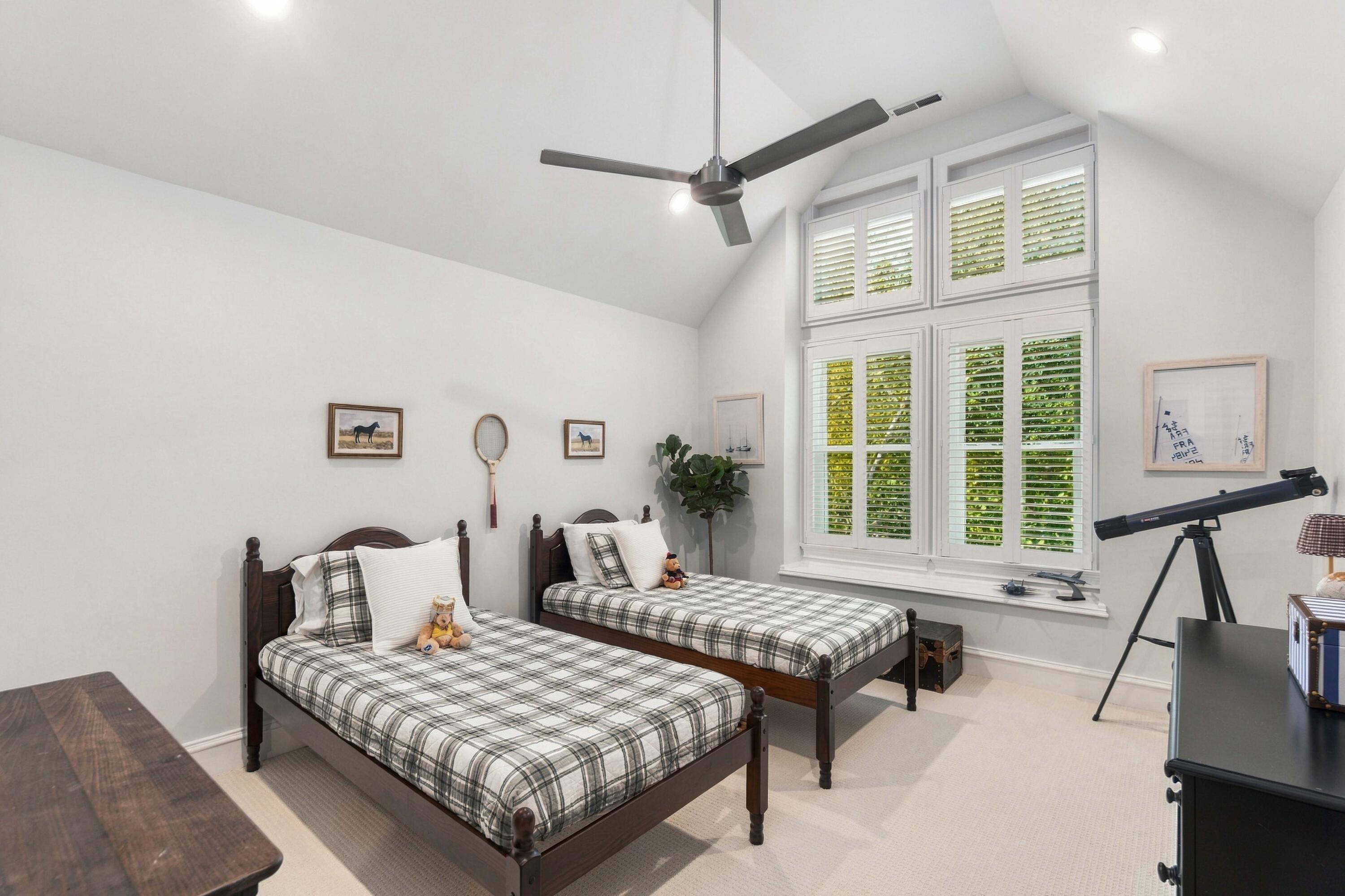 563 Creole Retreat
