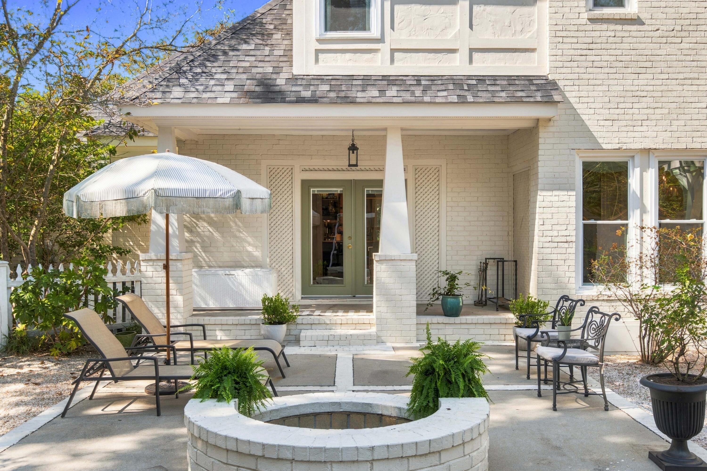563 Creole Retreat