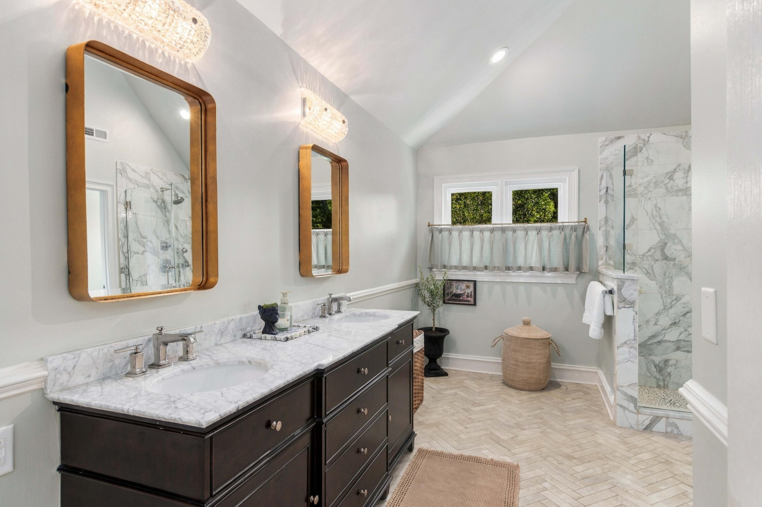 563 Creole Retreat