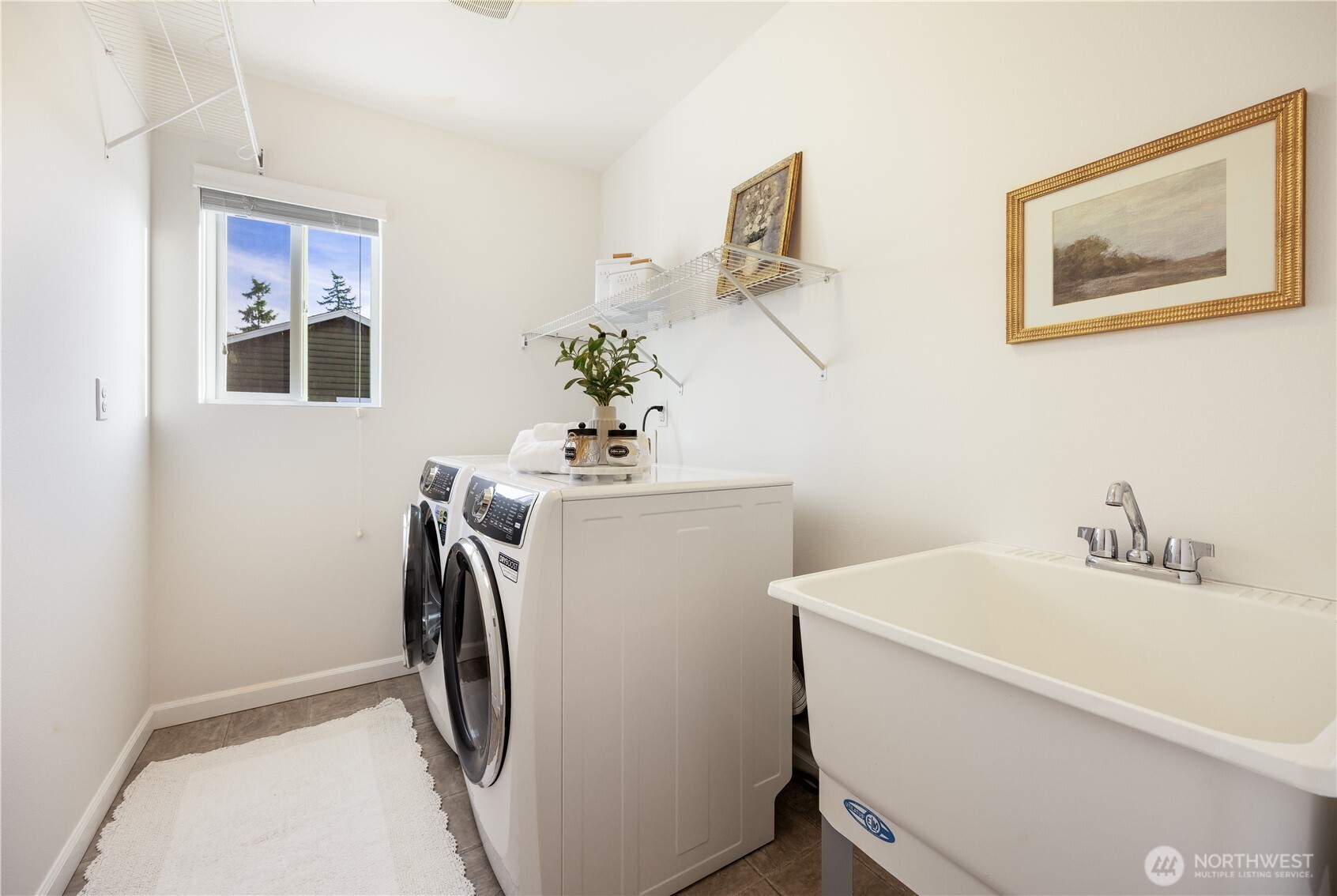 7648 NE 195th Street