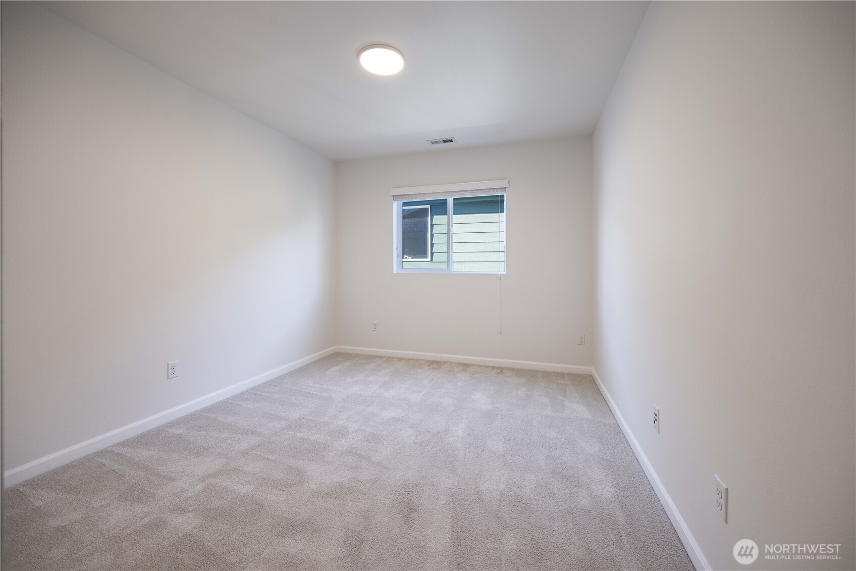 7648 NE 195th Street