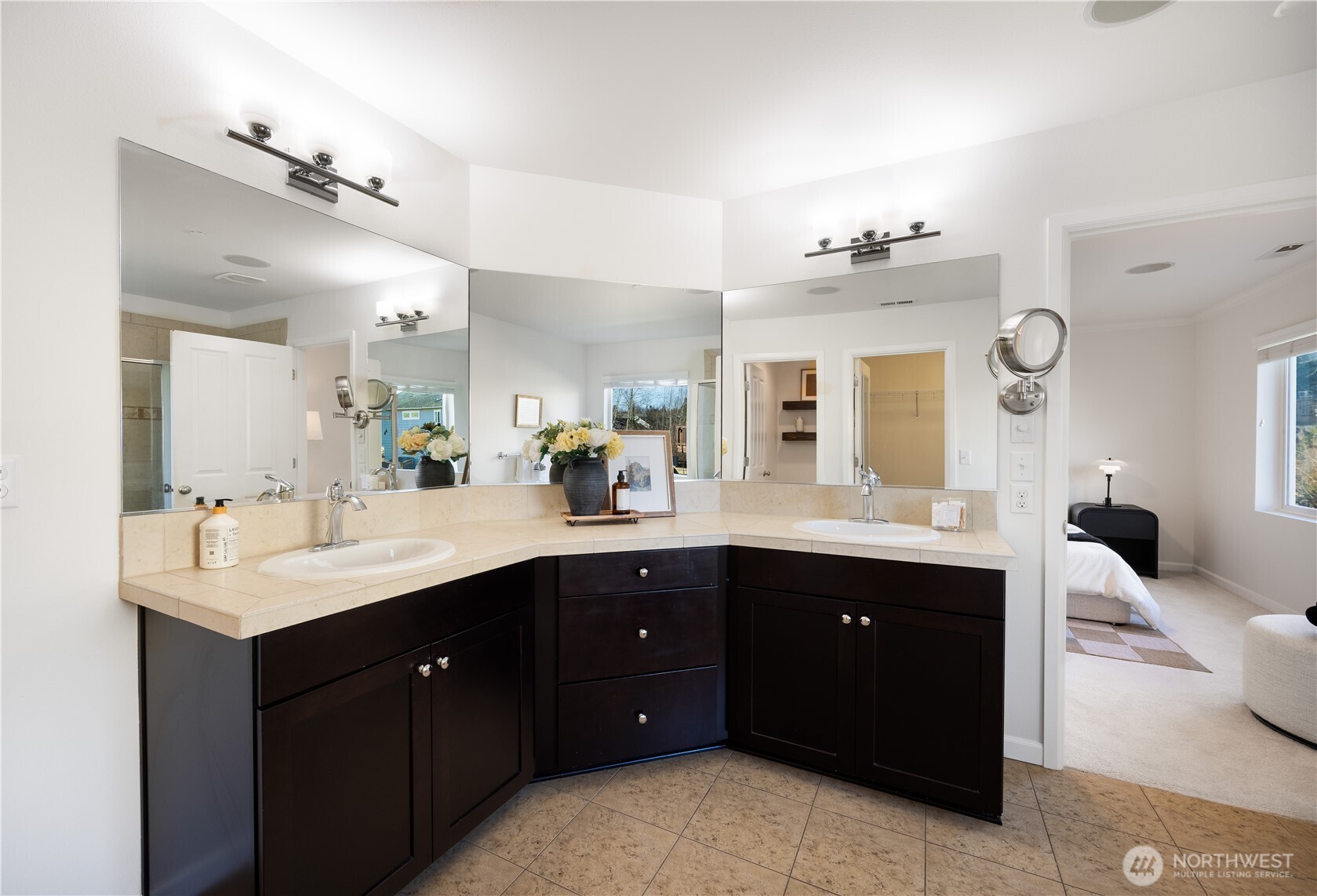 7648 NE 195th Street