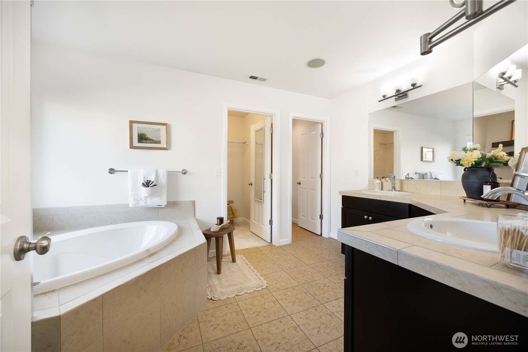 7648 NE 195th Street