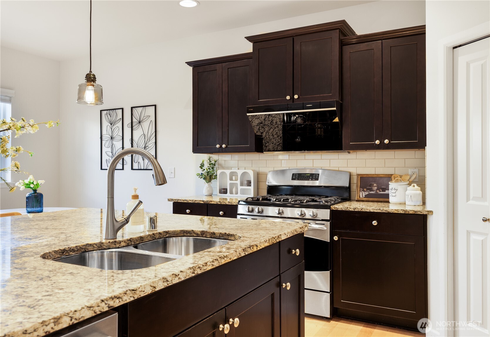 7648 NE 195th Street