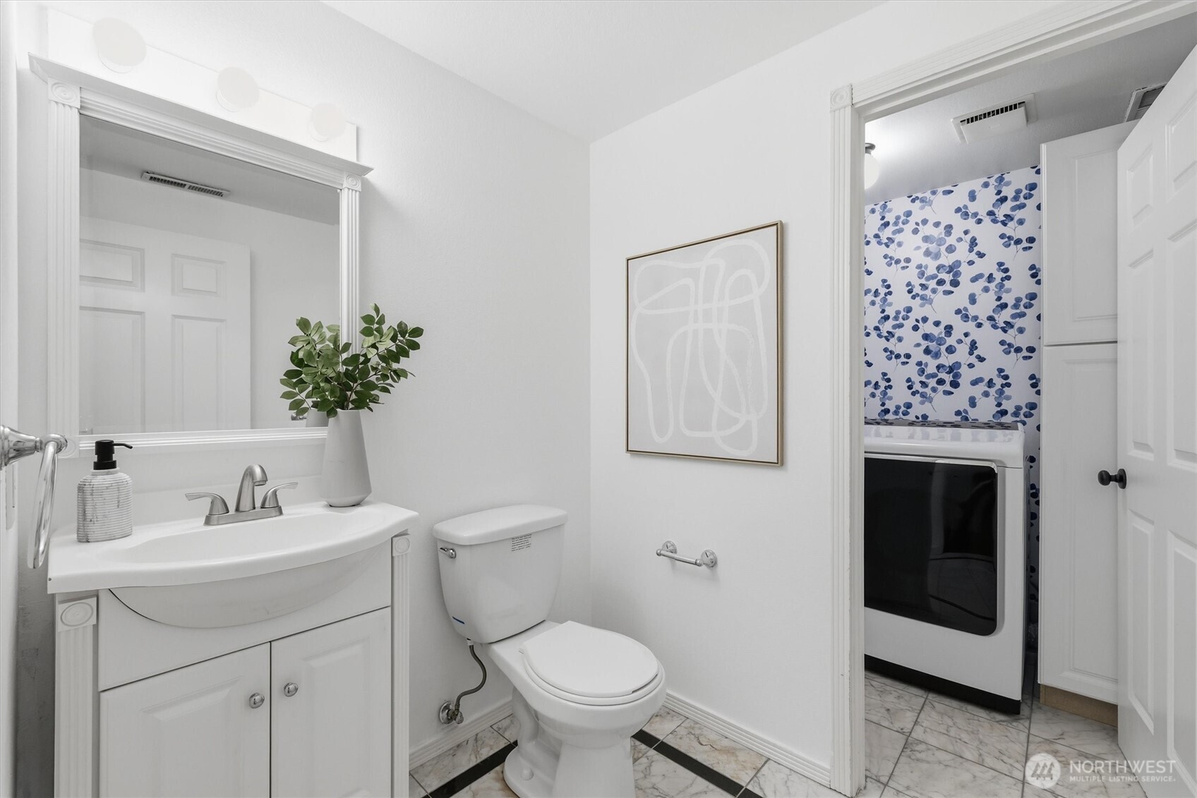 1040 NW Honeywood Place