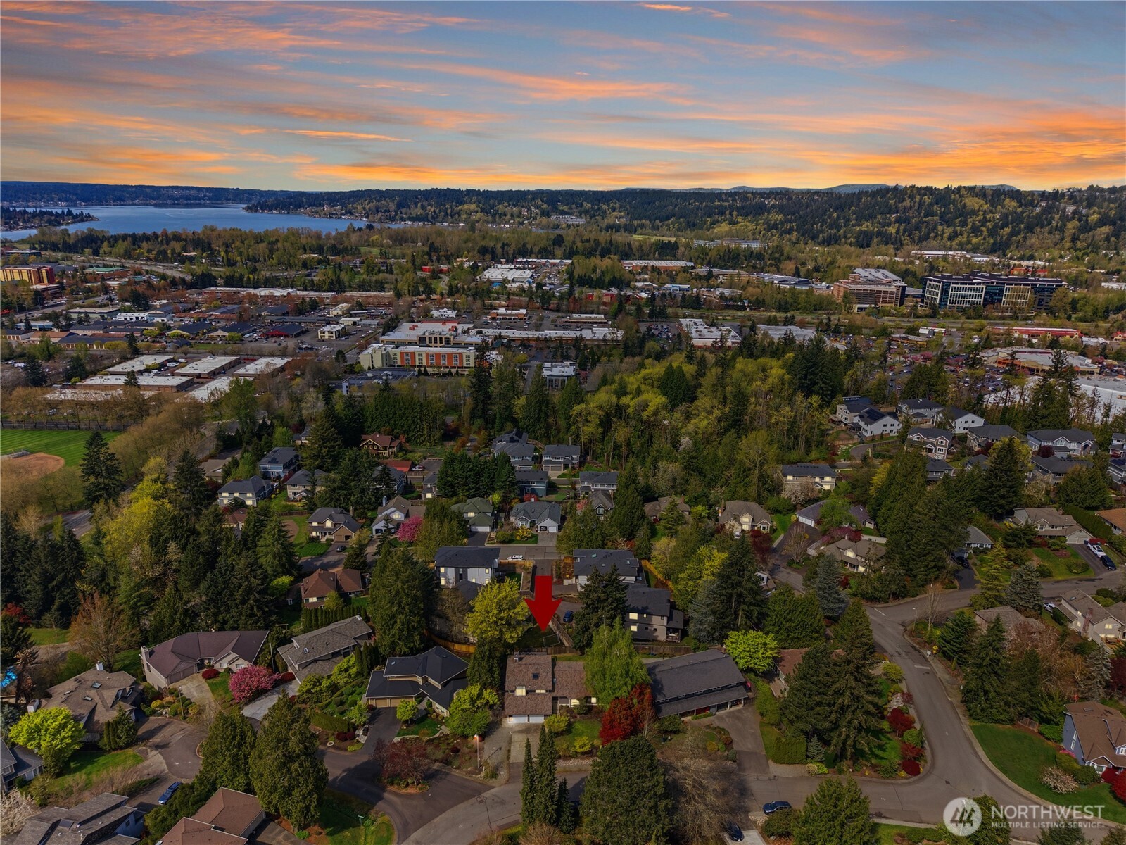 1040 NW Honeywood Place