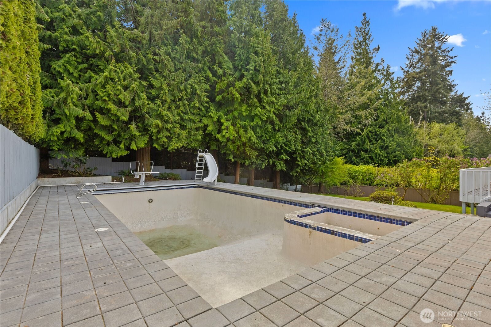 409 NW 162nd Street