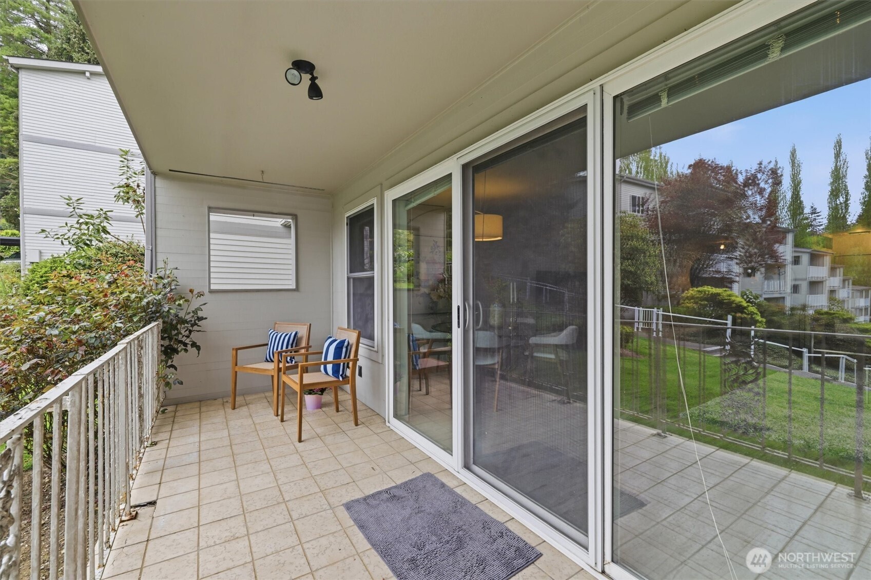 13259 15th Avenue NE Unit: B7