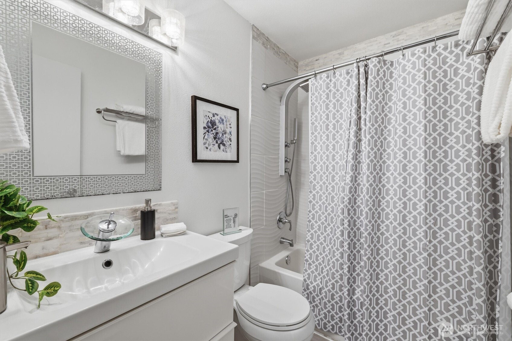 13259 15th Avenue NE Unit: B7