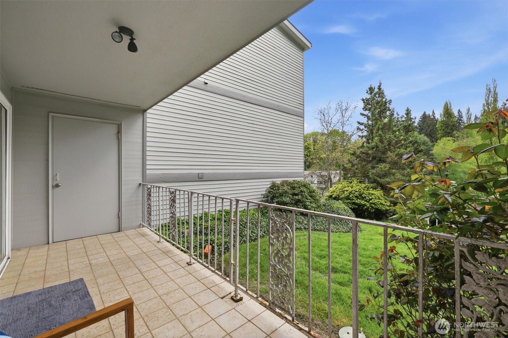 13259 15th Avenue NE Unit: B7