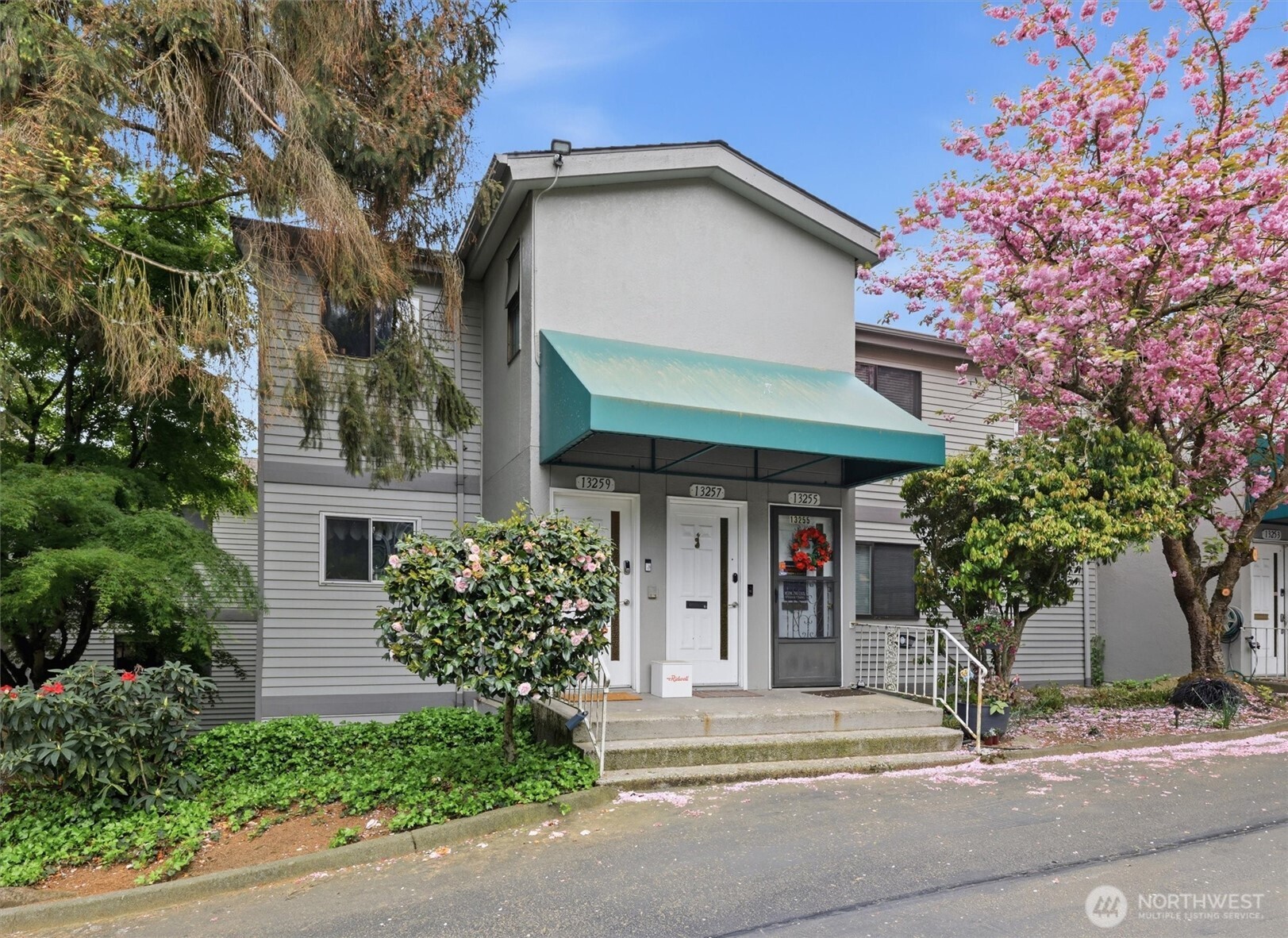 13259 15th Avenue NE Unit: B7