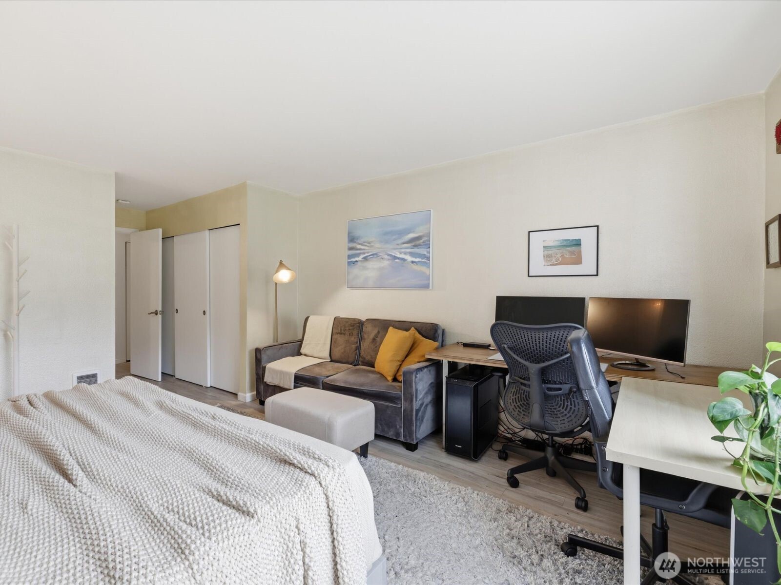 13259 15th Avenue NE Unit: B7