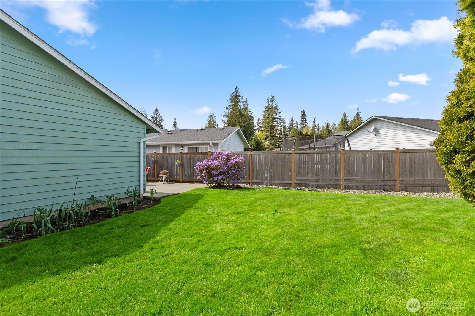 9718 52nd Drive NE
