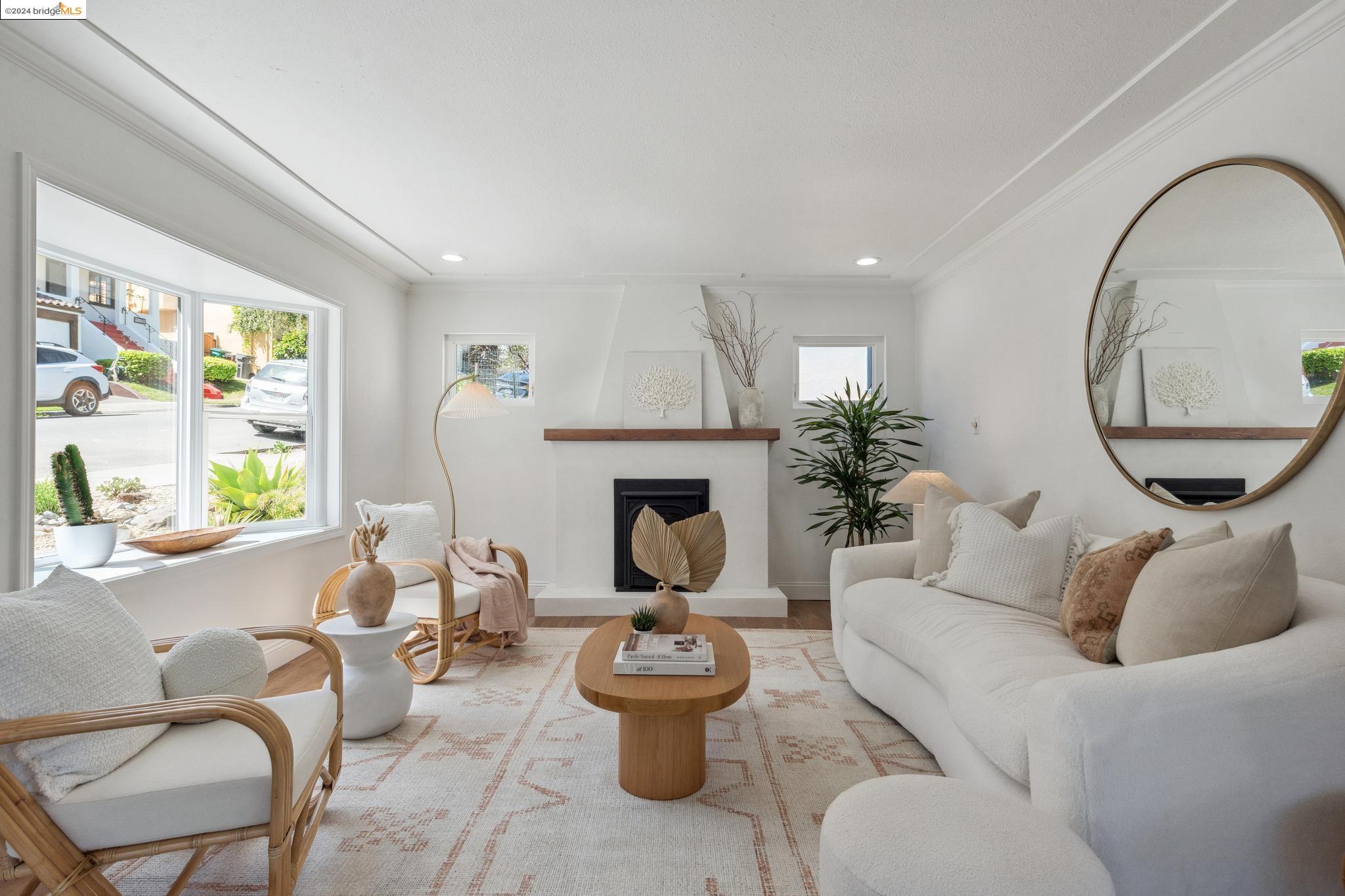 4157 Greenwood Ave