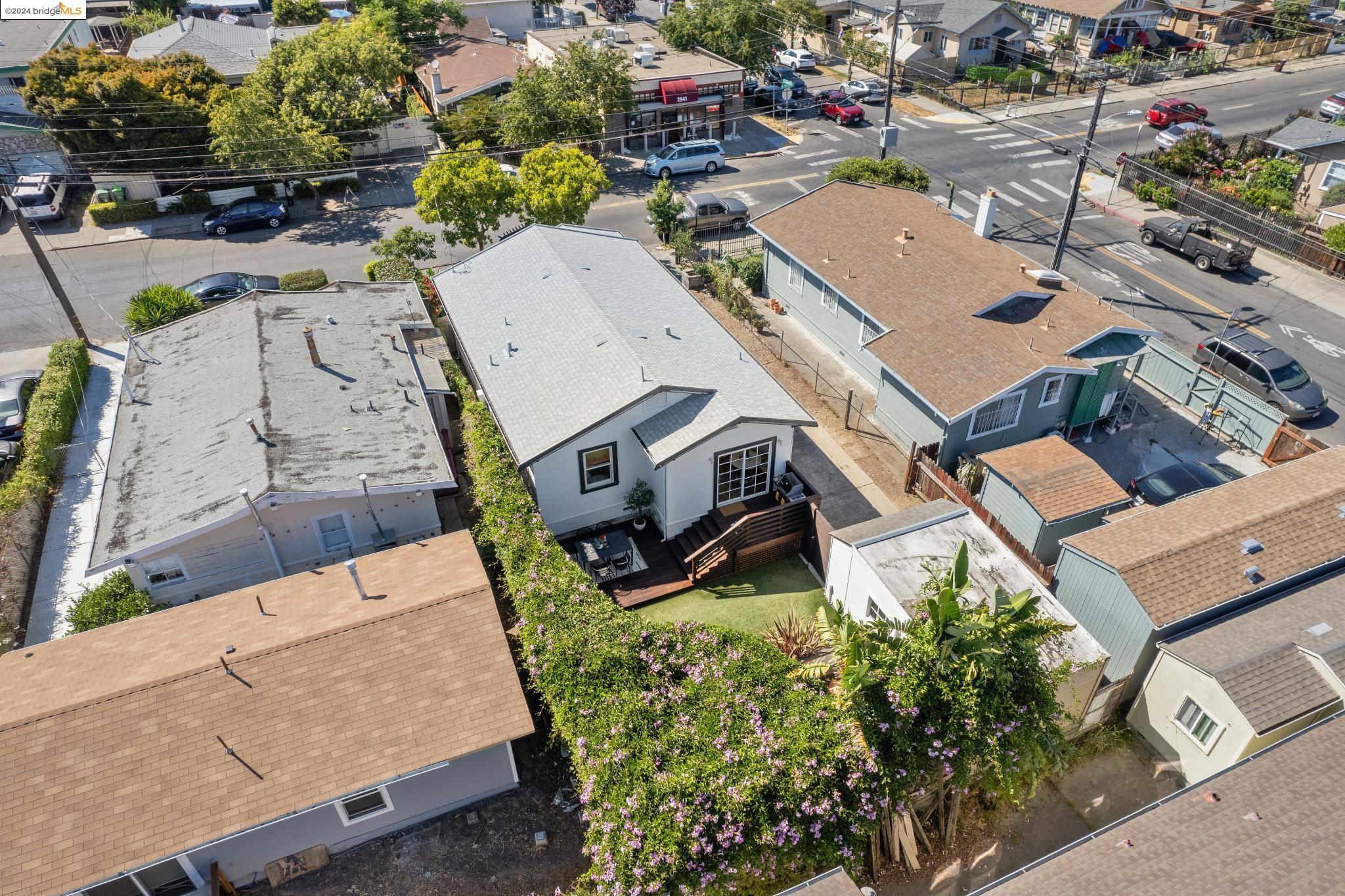 2936 Coolidge Ave