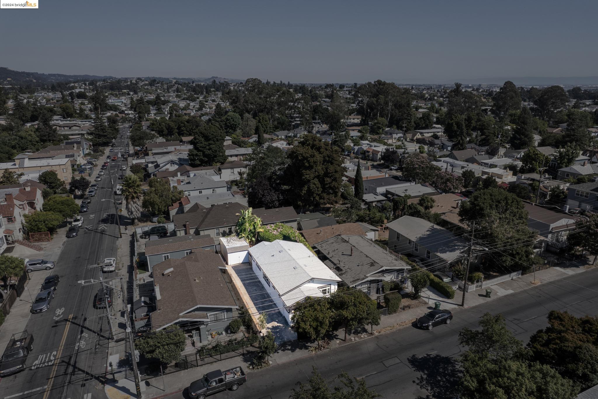 2936 Coolidge Ave