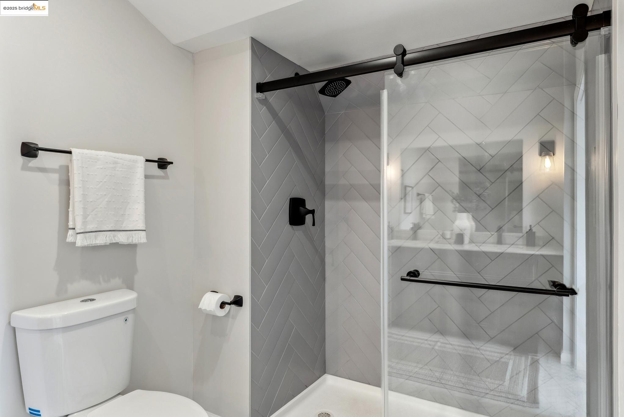 6300 Shattuck Ave # 1