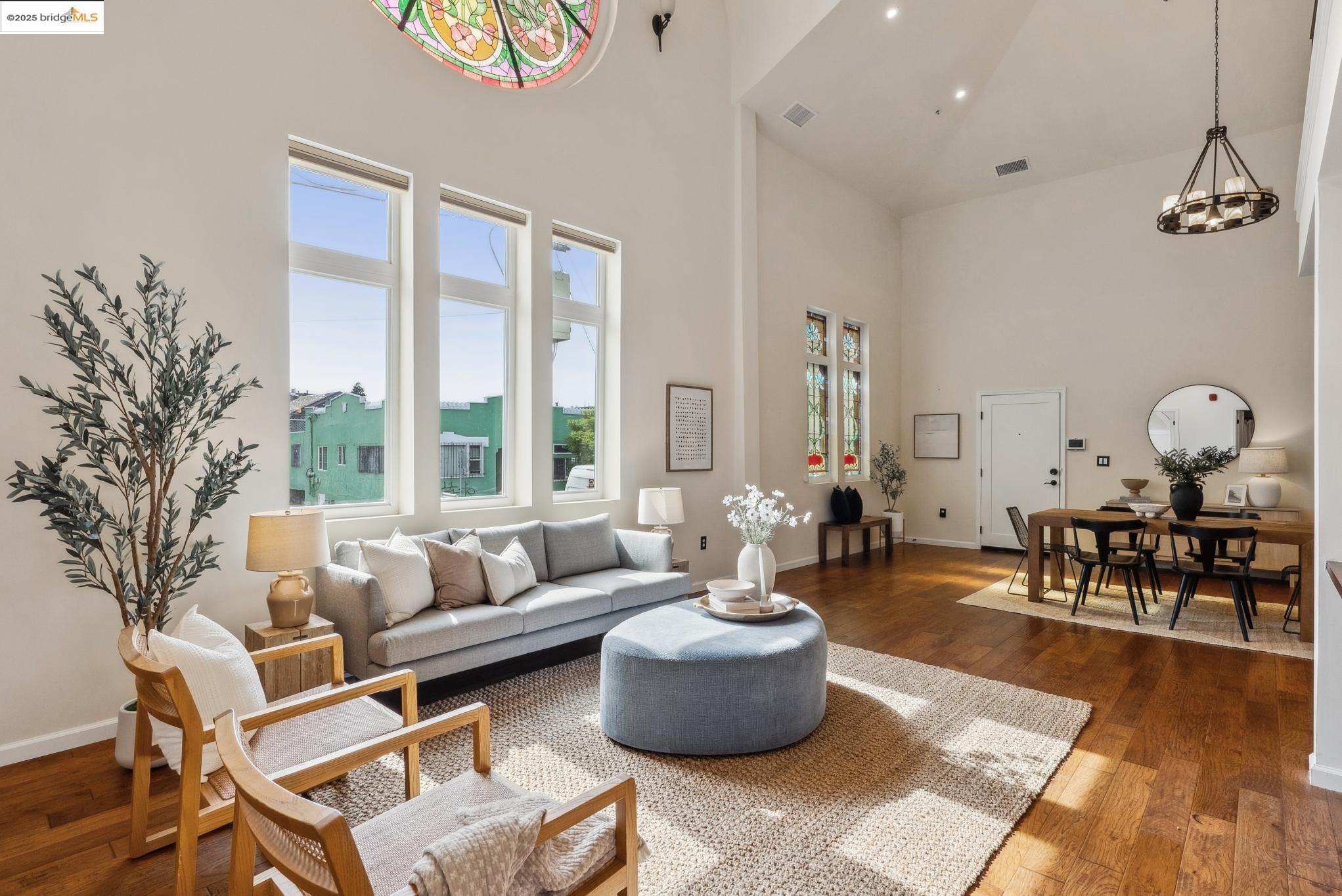 6300 Shattuck Ave # 1