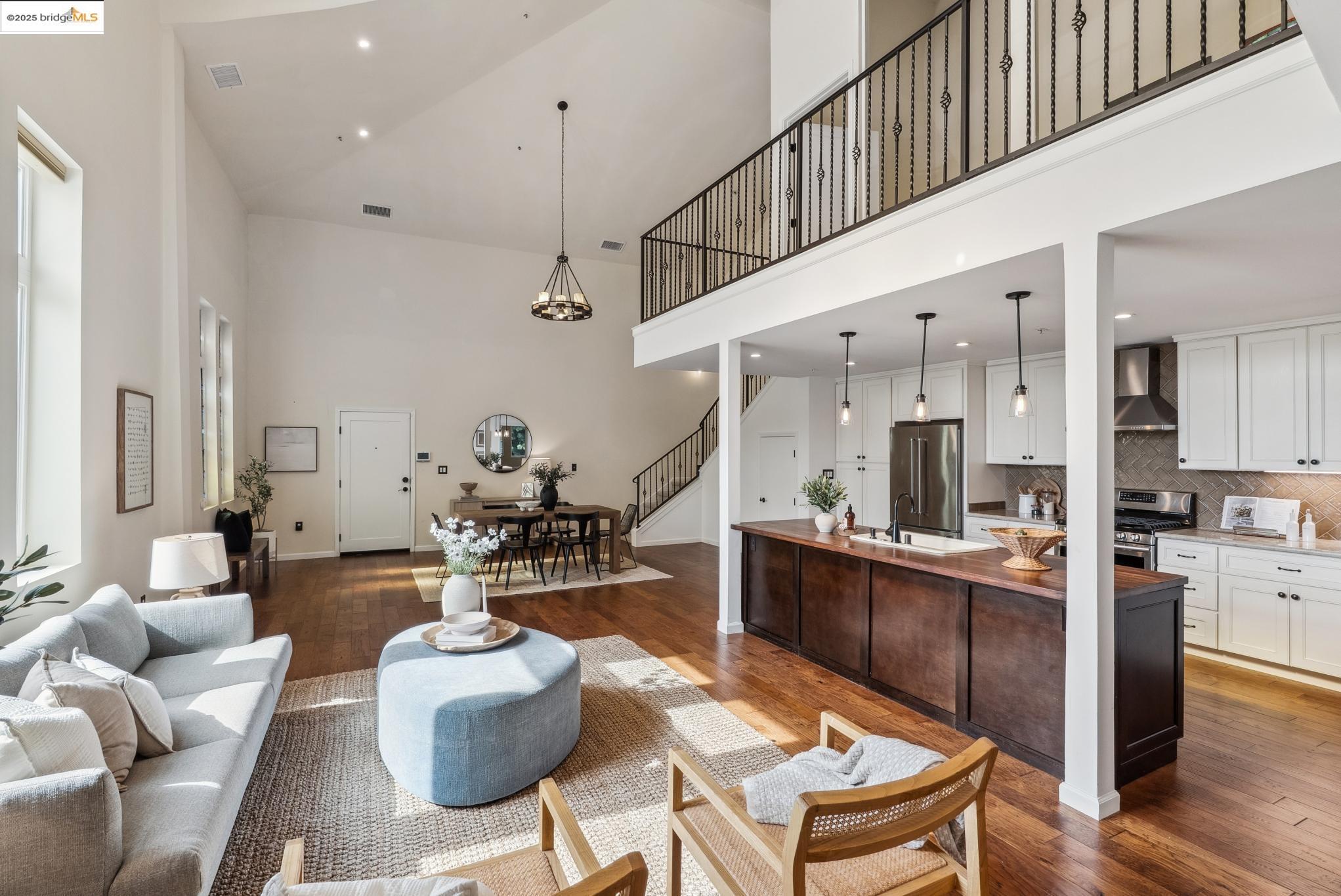 6300 Shattuck Ave # 1