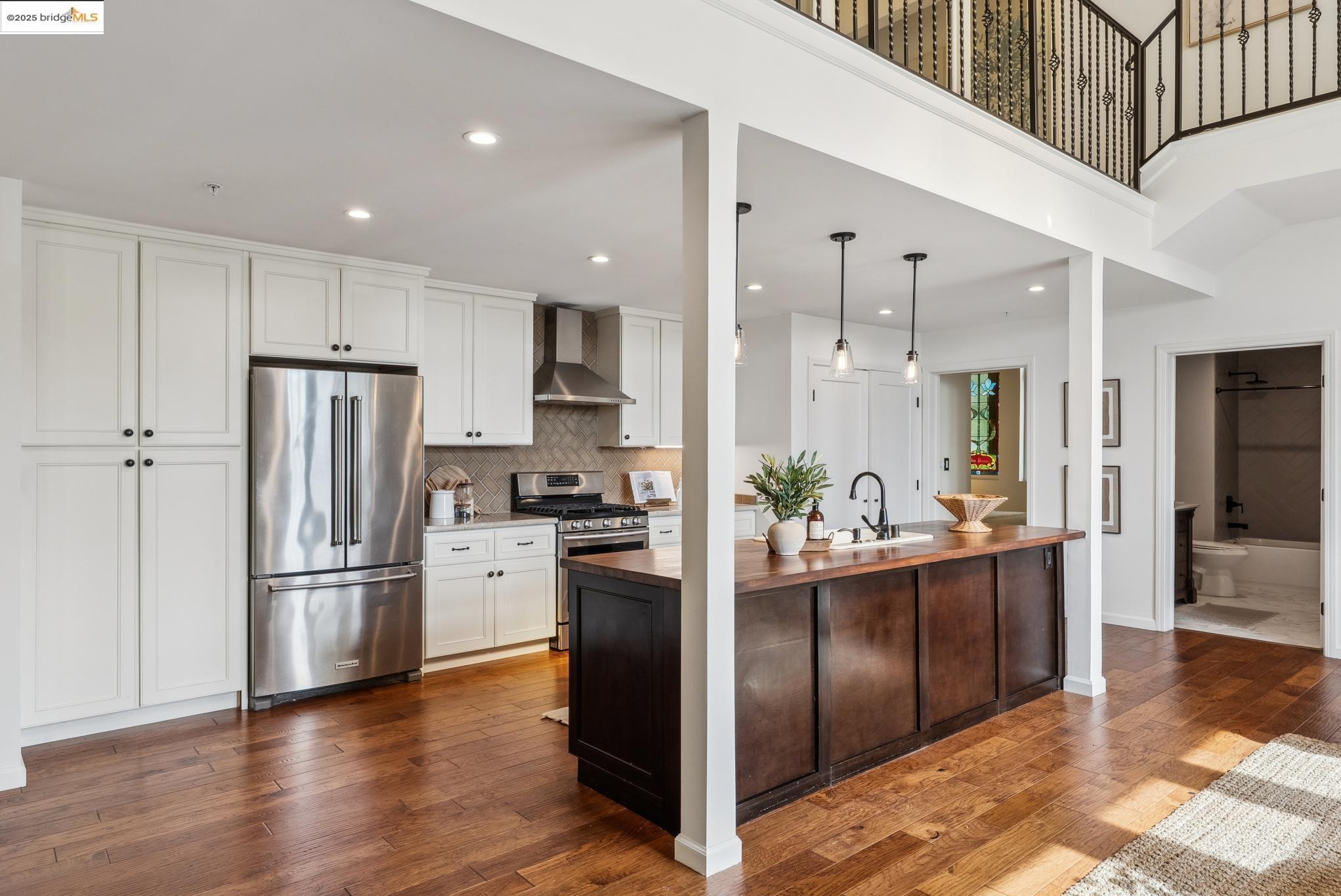 6300 Shattuck Ave # 1