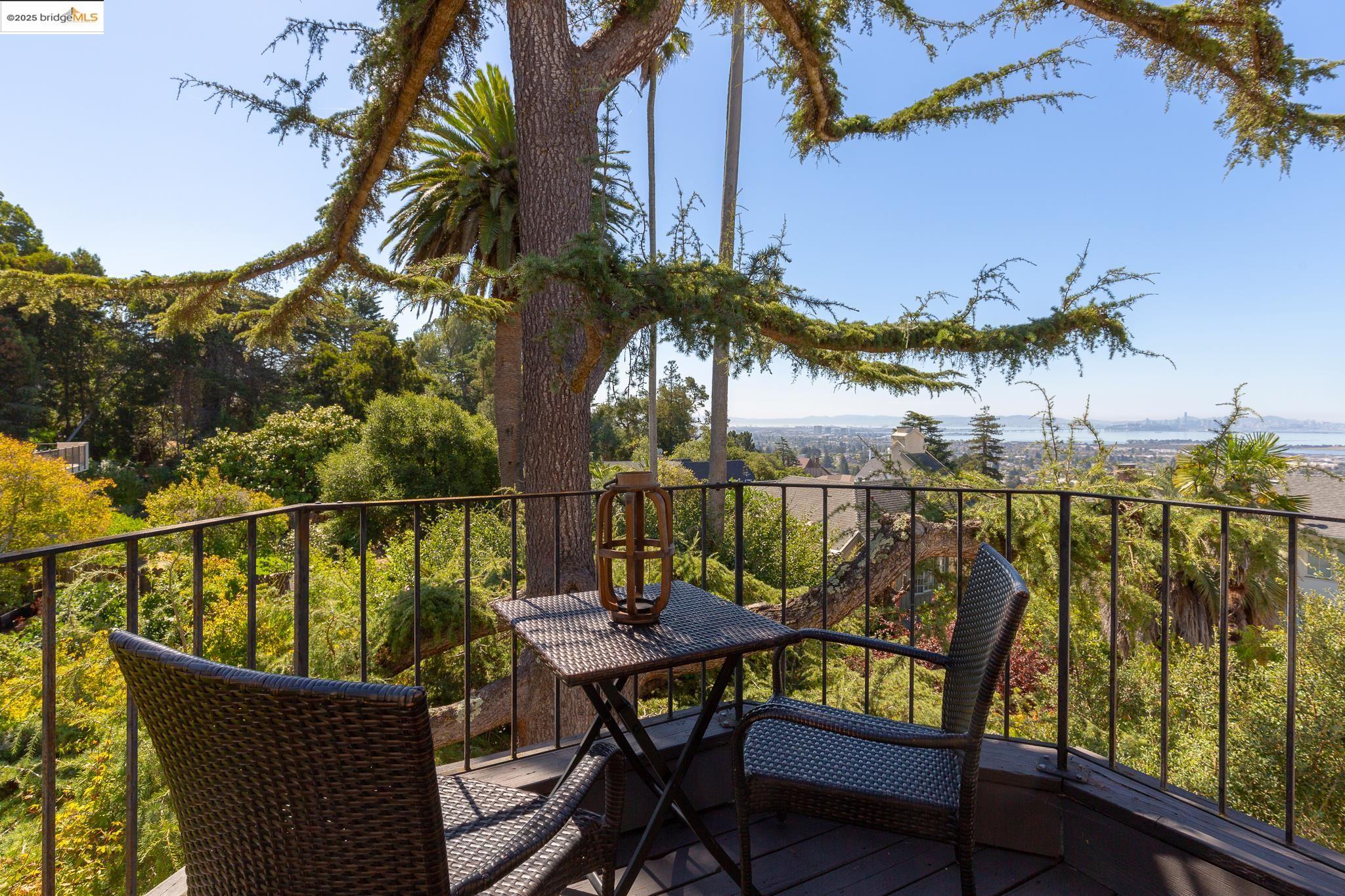 1922 San Antonio Ave