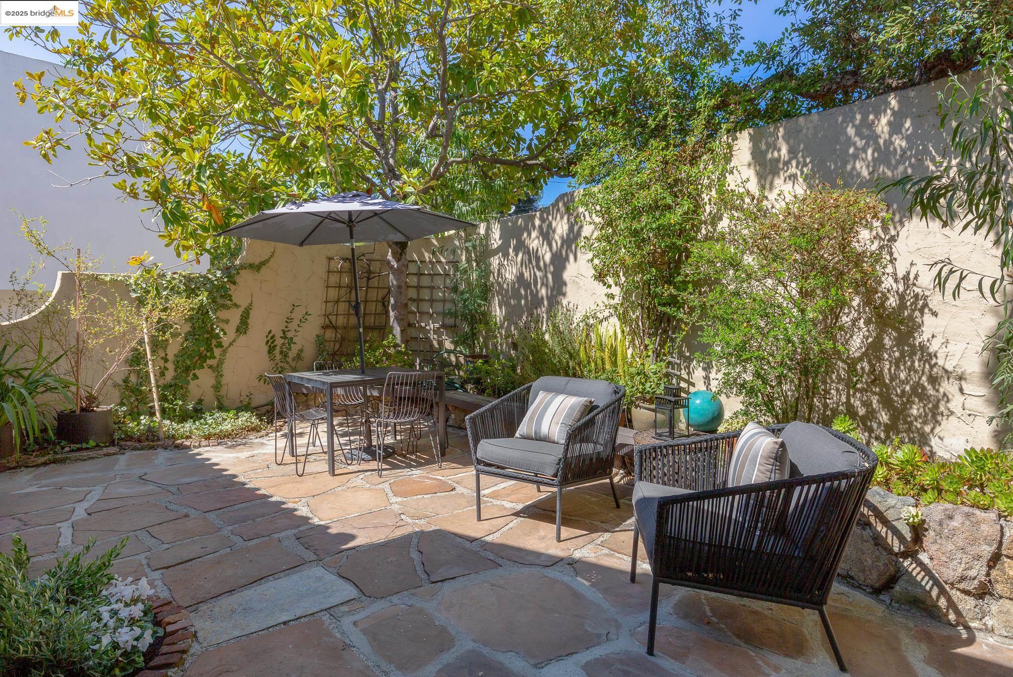 1922 San Antonio Ave