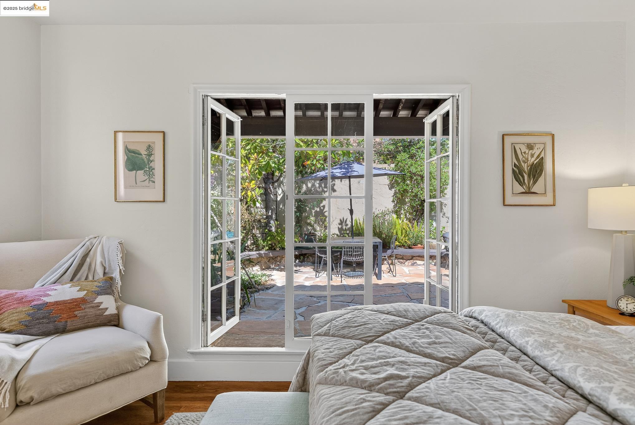 1922 San Antonio Ave