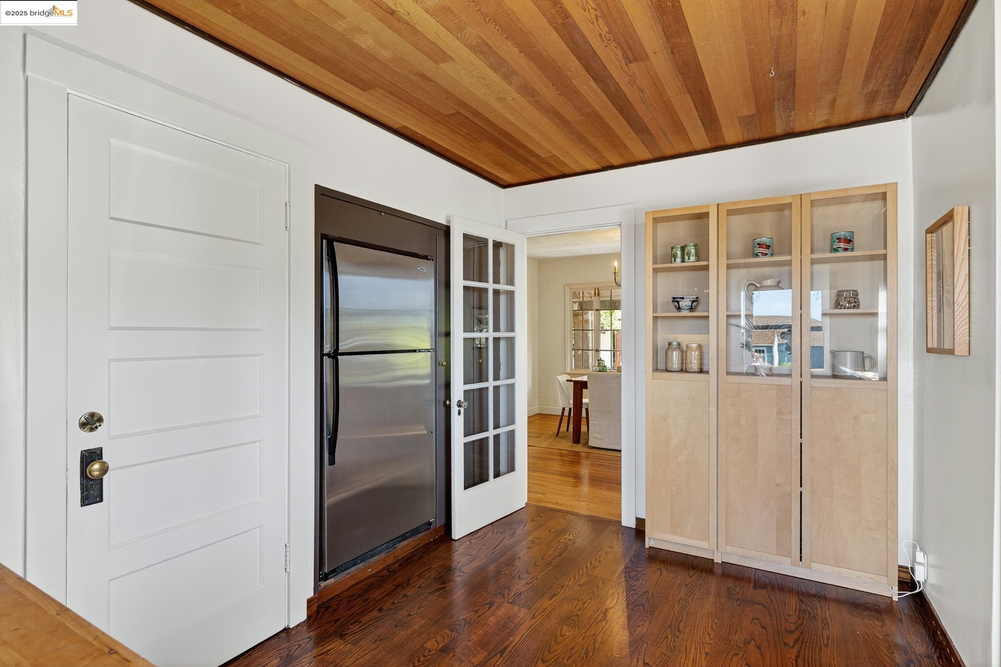 1922 San Antonio Ave