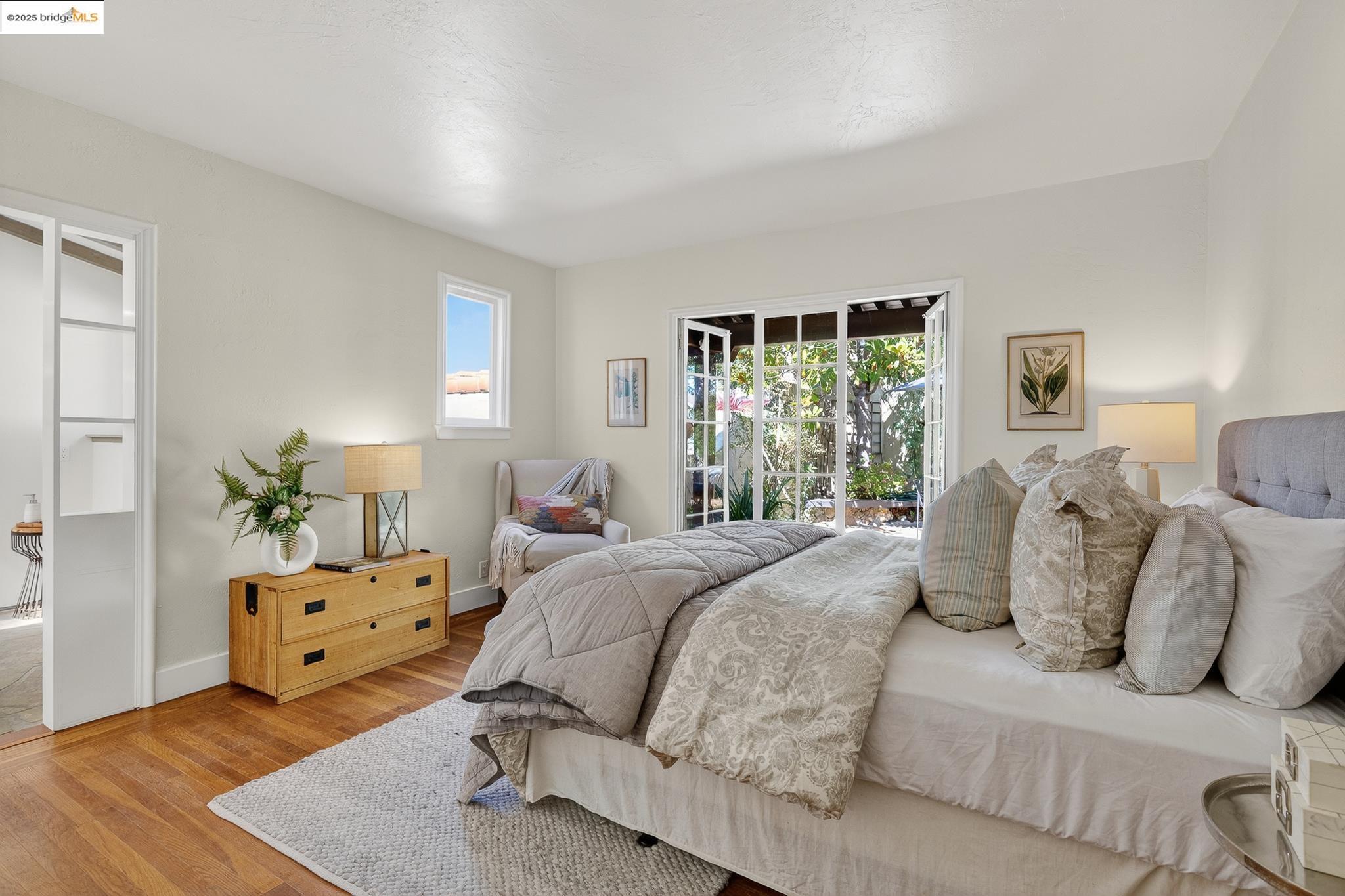 1922 San Antonio Ave