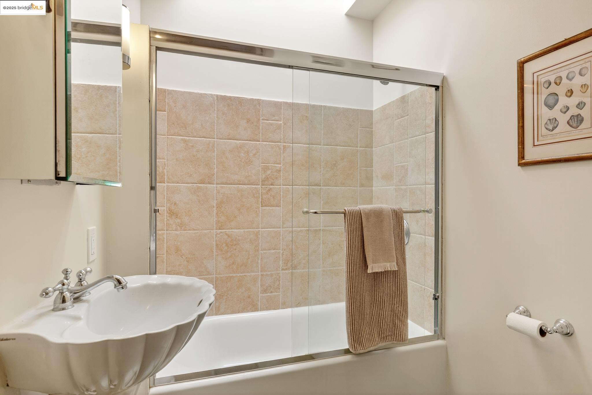 1922 San Antonio Ave