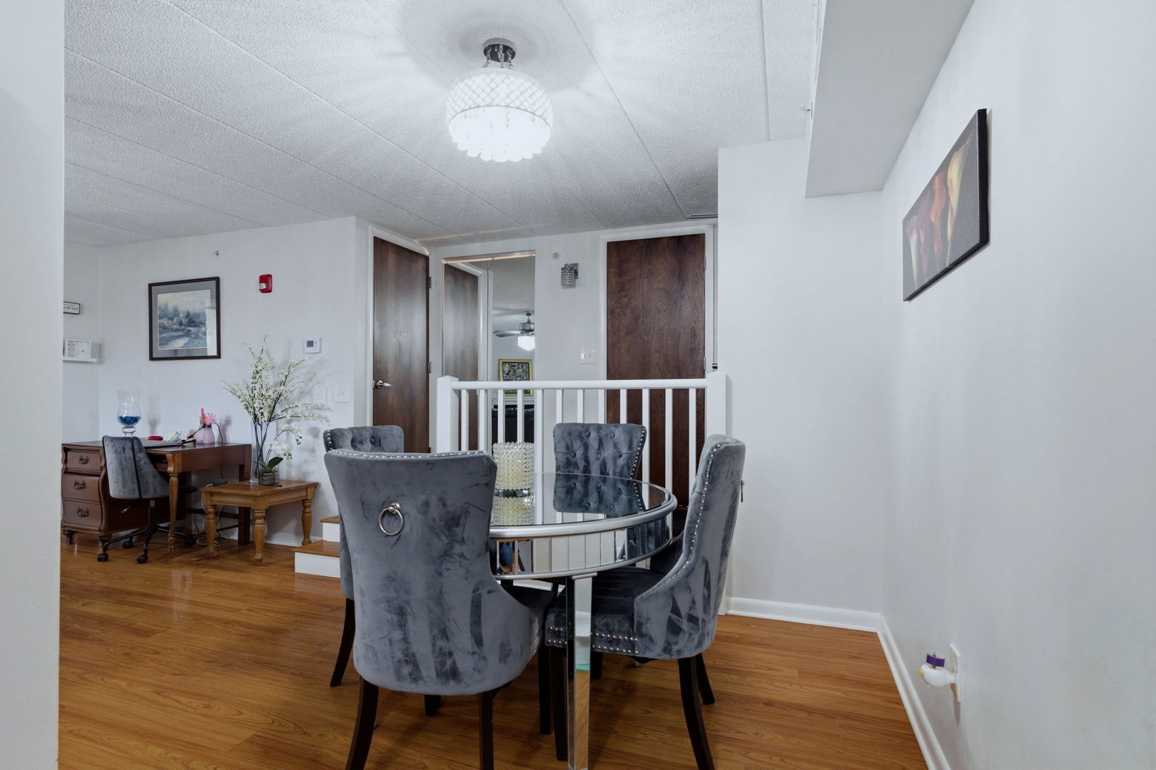 73 W Pier Drive Unit: 201