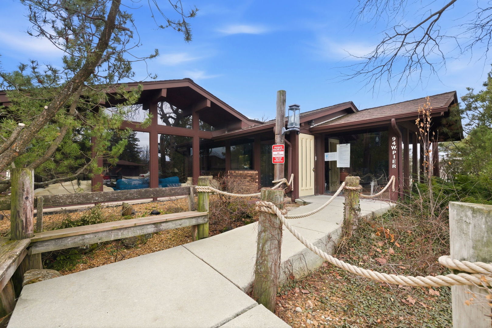 73 W Pier Drive Unit: 201