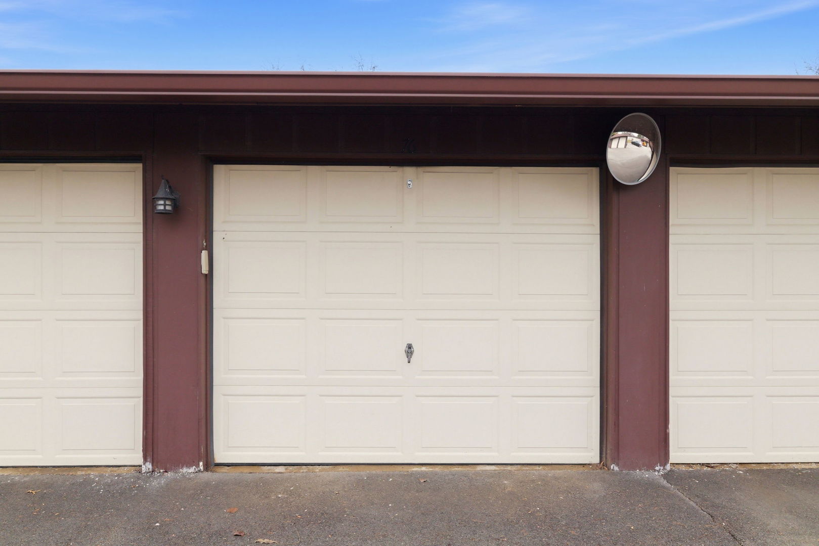 73 W Pier Drive Unit: 201