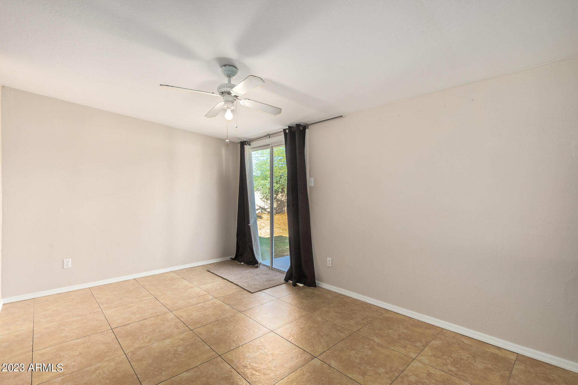 2647 N 71ST Place