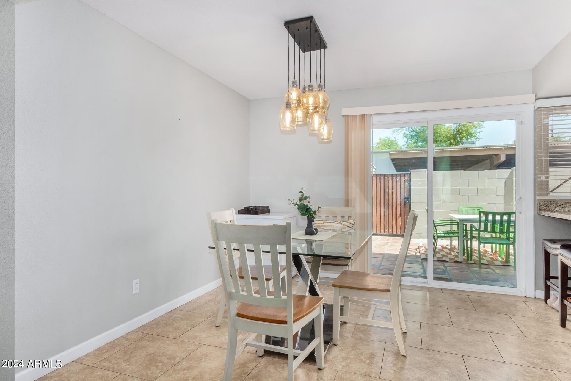 4837 N GRANITE REEF Road