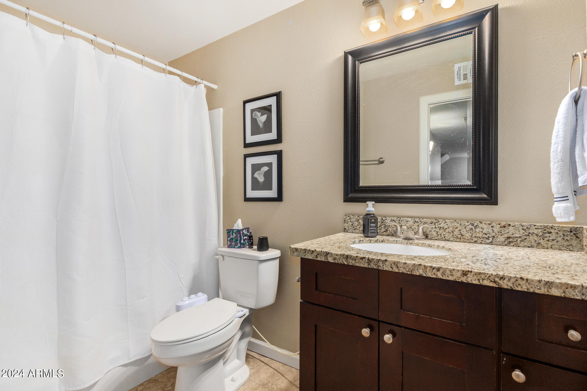 4837 N GRANITE REEF Road