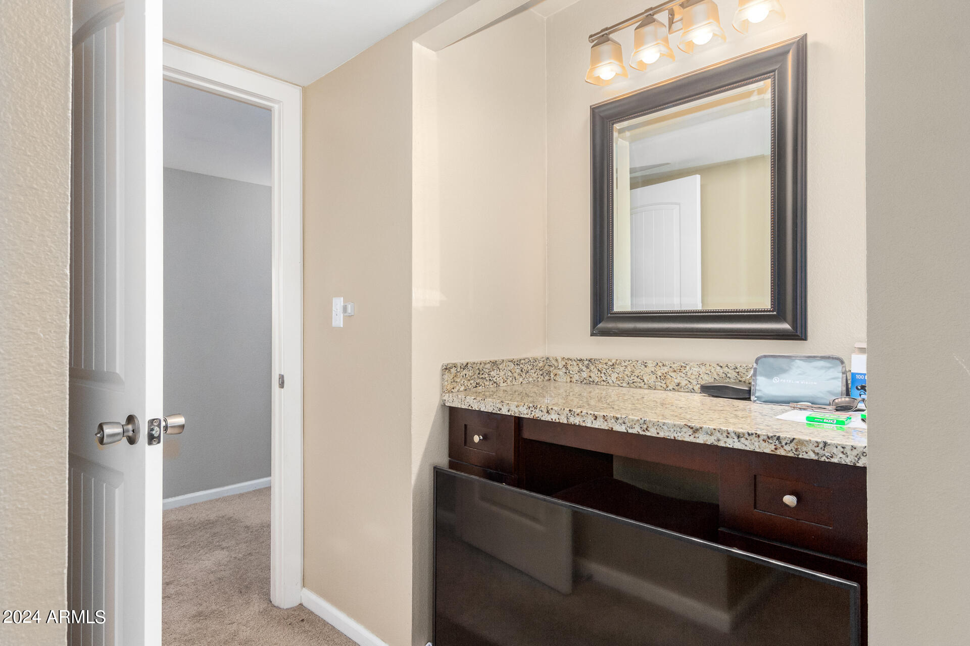 4837 N GRANITE REEF Road