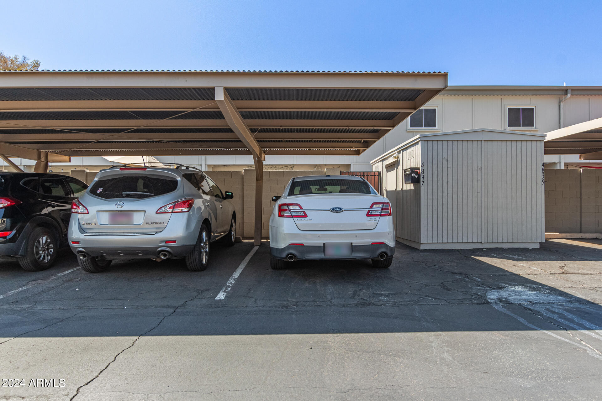 4837 N GRANITE REEF Road