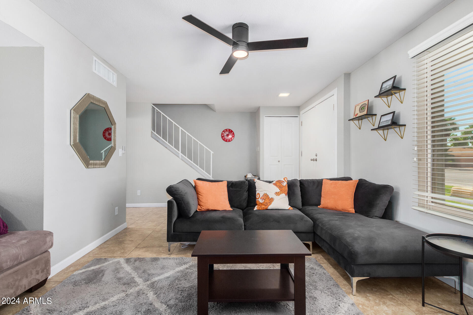4837 N GRANITE REEF Road
