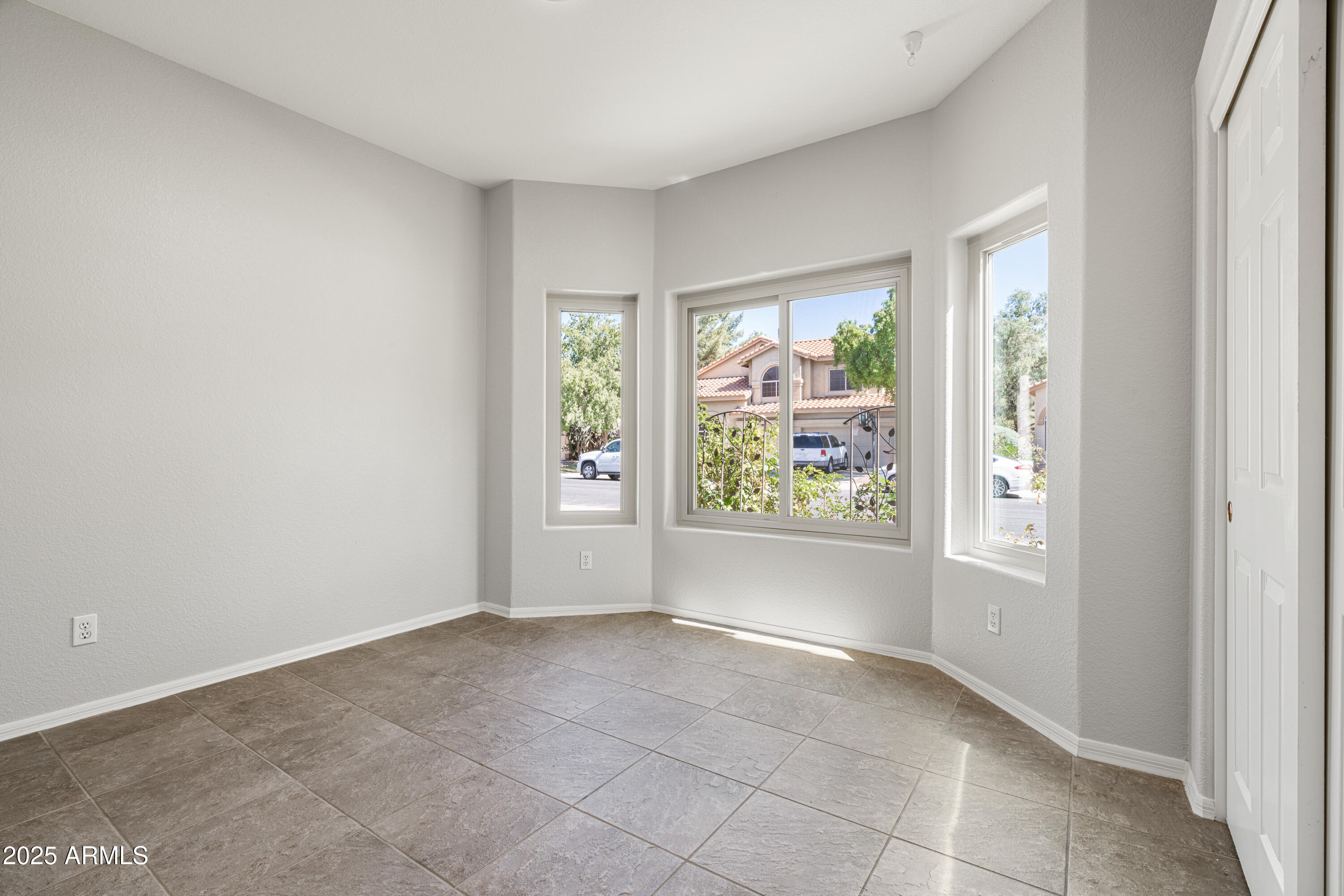 590 N CHOLLA Street, Chandler