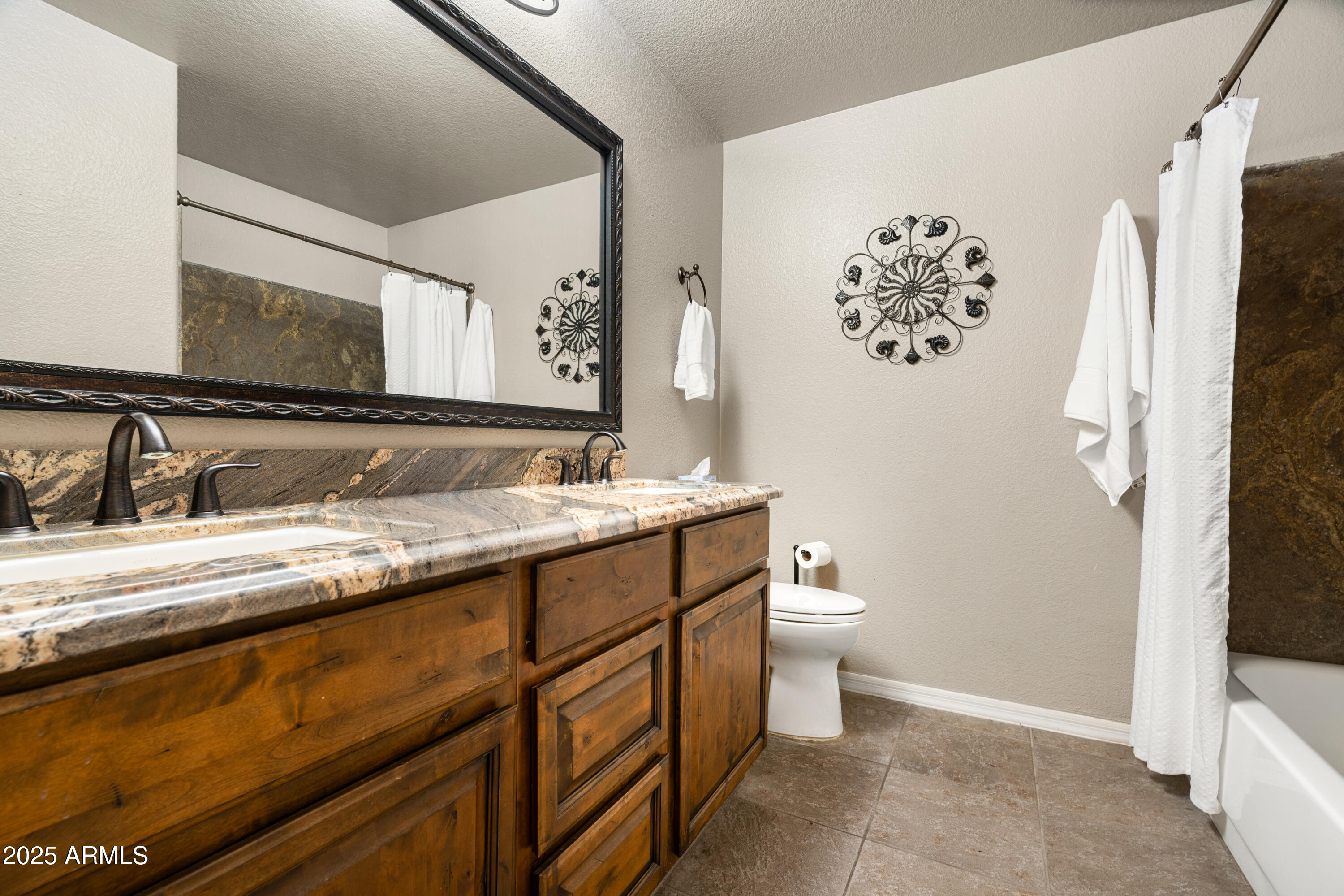 590 N CHOLLA Street, Chandler