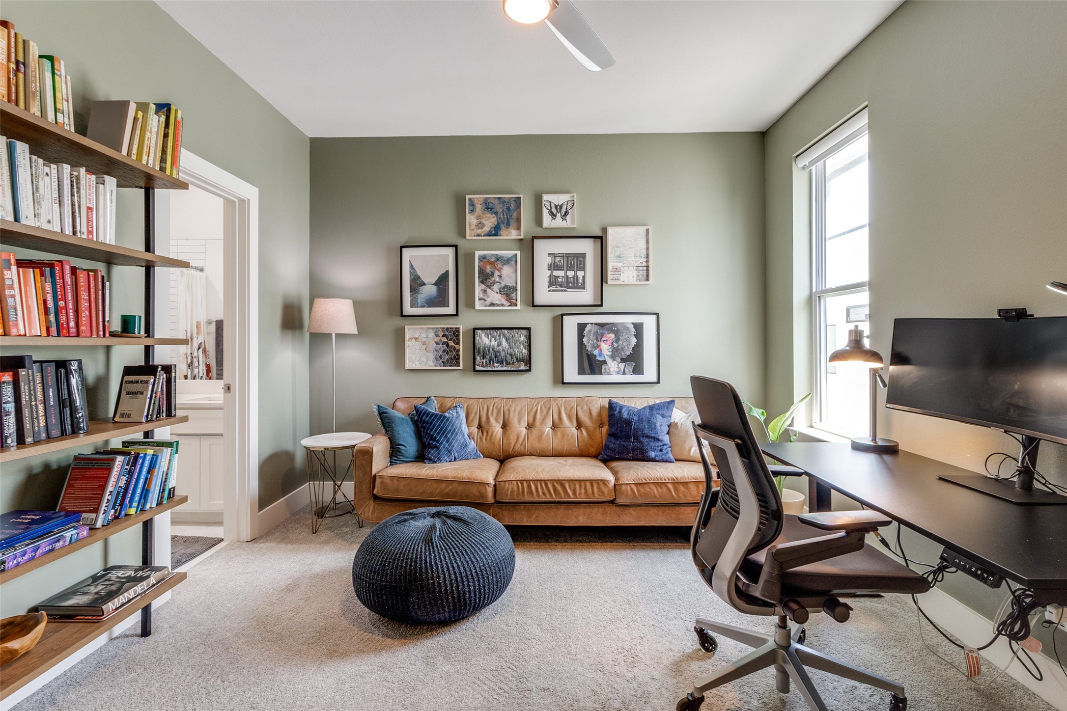 2311 N Carroll Avenue 4